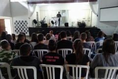 06-acampadentro-jovem-2020