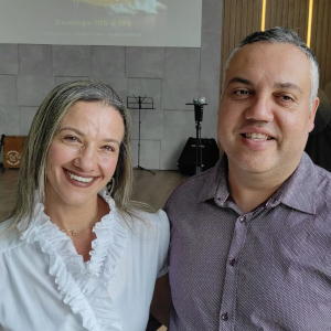 presbitero-diego-araujo-e-presbitera-claudia-araujo-lideres-do-ministerio-de-intercessao